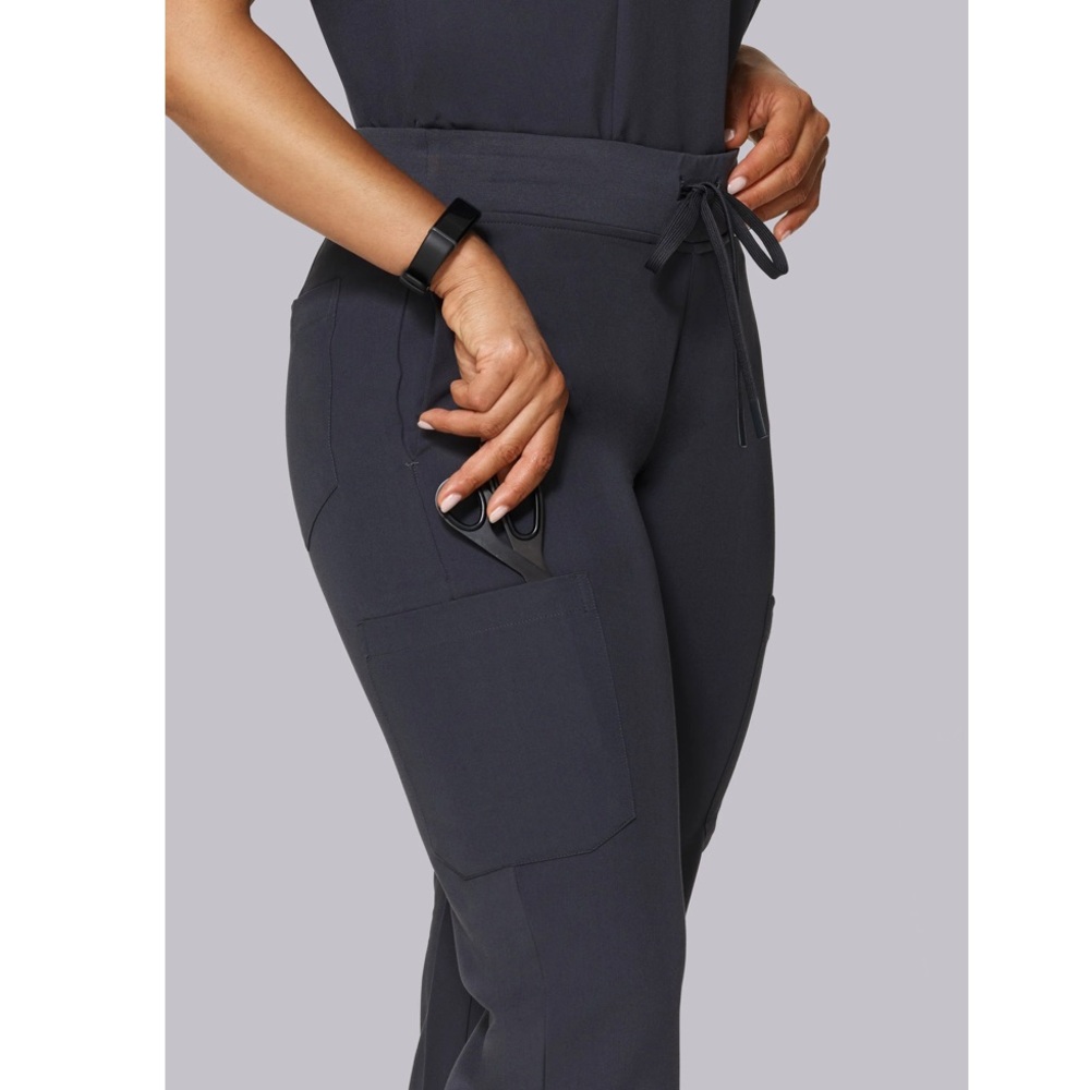 Mandala Scrub Pants NWT - 9 Pocket Cargo Pant (Color: Pewter)